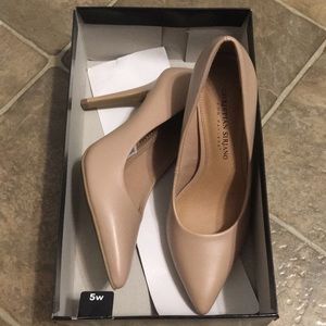 Women’s shoes